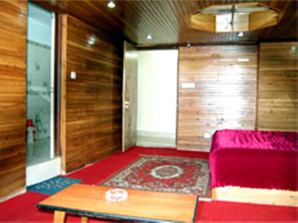 Broadway Hotel Darjeeling  Exterior photo