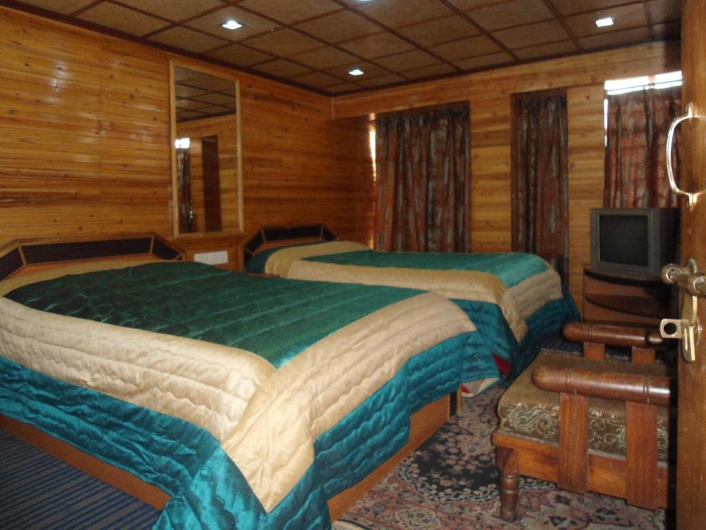 Broadway Hotel Darjeeling  Room photo